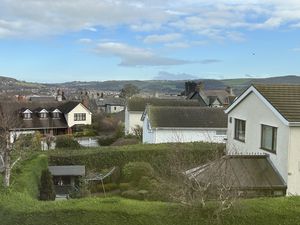 Photo 28- click for photo gallery